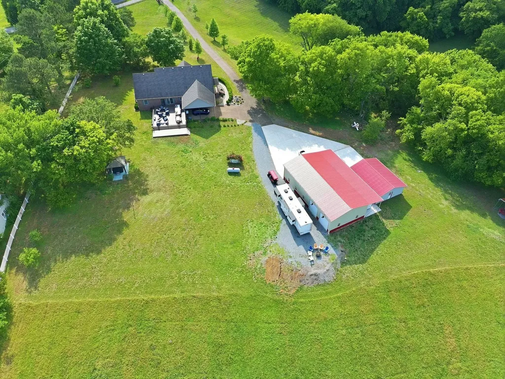 1150 Cochran Cemetery Road Lewisburg TN 37091