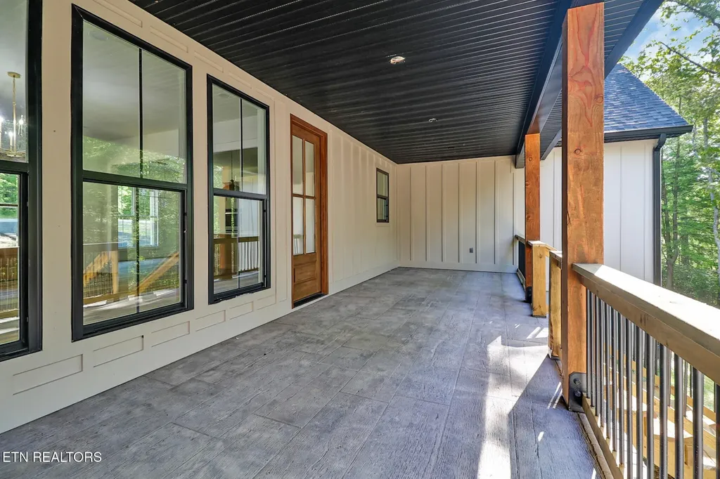 1452 Model Farm Road Jamestown TN 38556