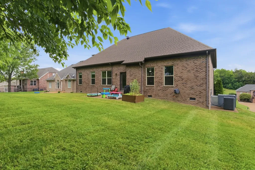 1038 Island Brook Drive Hendersonville TN 37075