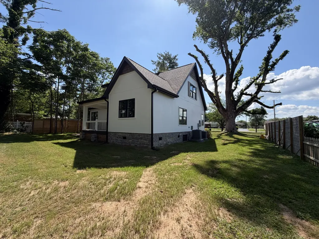 404 Boyd Avenue Mcminnville TN 37110