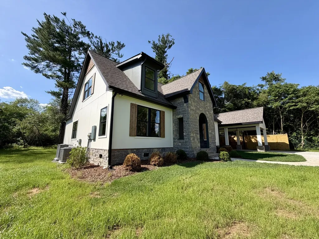 404 Boyd Avenue Mcminnville TN 37110