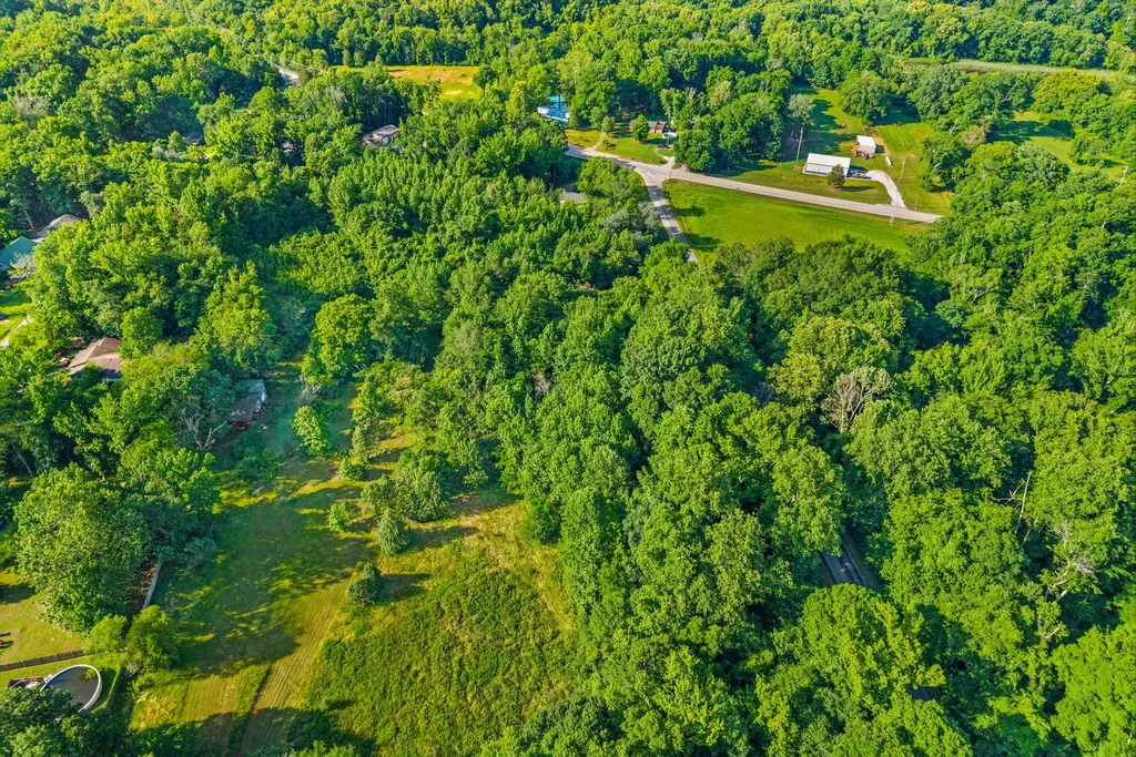 1010 Saddle Tree Road Ashland City TN 37015