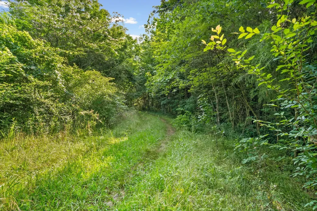 1010 Saddle Tree Road Ashland City TN 37015