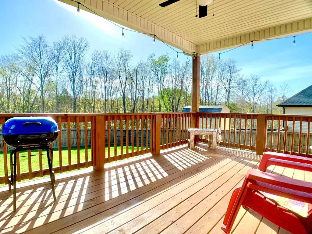 214 Penelope Lane Clarksville TN 37043