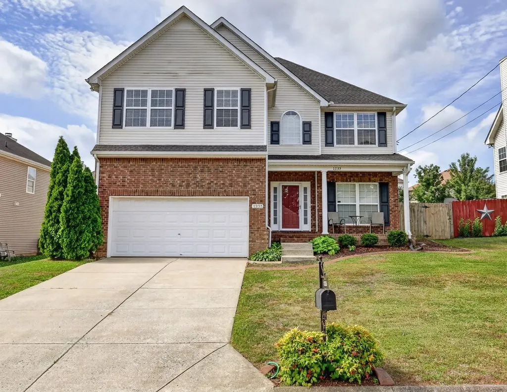 1235 Lasalle Drive Smyrna TN 37167
