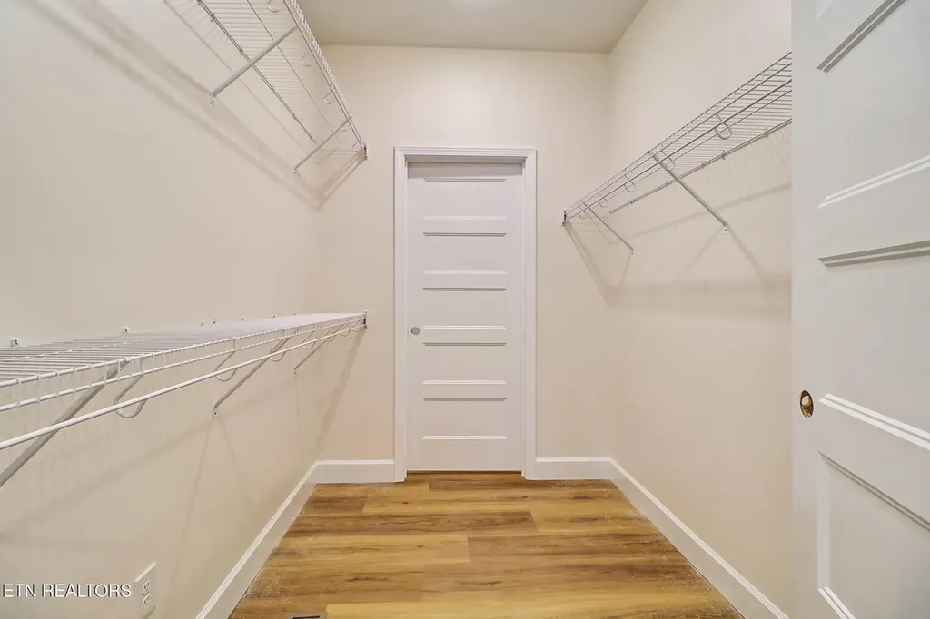 210 Creekview Court Jamestown TN 38556