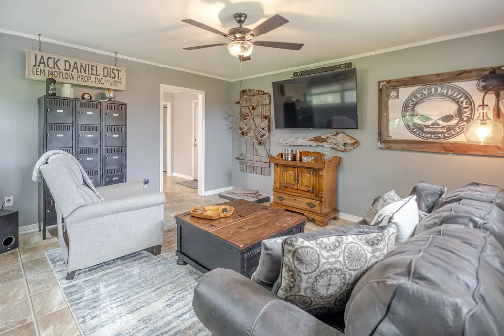540 Snell Road Shelbyville TN 37160