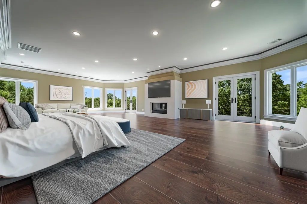 6261 Hillsboro Pike Nashville TN 37215