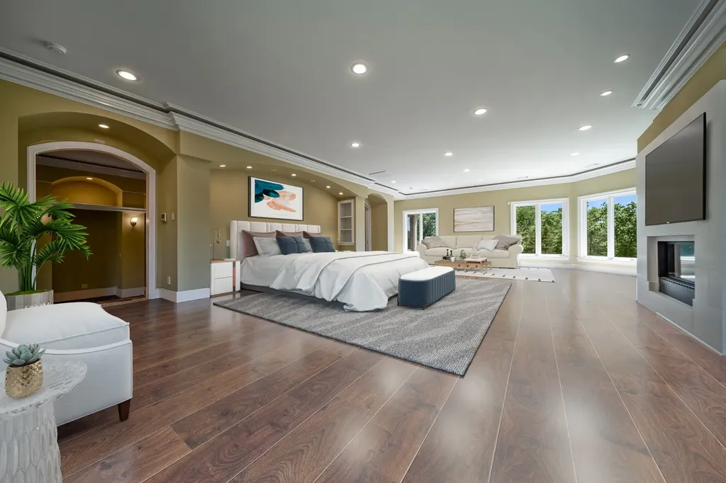6261 Hillsboro Pike Nashville TN 37215
