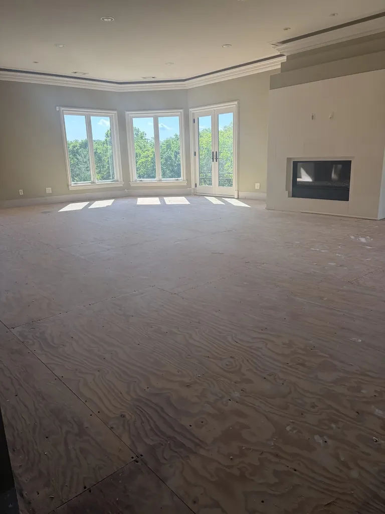 6261 Hillsboro Pike Nashville TN 37215