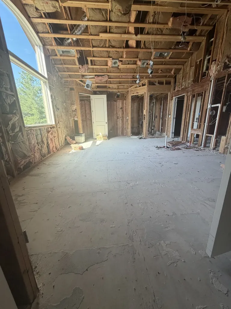 6261 Hillsboro Pike Nashville TN 37215