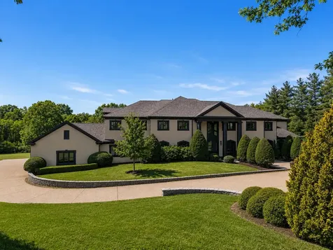 6261 Hillsboro Pike Nashville TN 37215