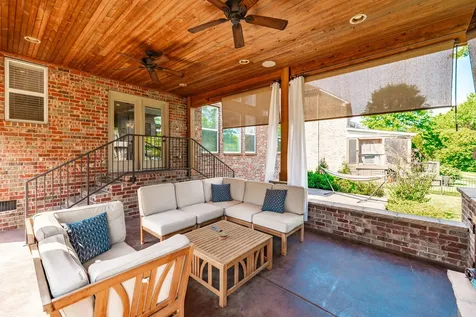 1077 Avery Trace Circle Hendersonville TN 37075