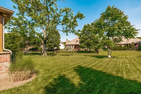 1077 Avery Trace Circle Hendersonville TN 37075