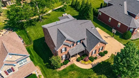 1077 Avery Trace Circle Hendersonville TN 37075
