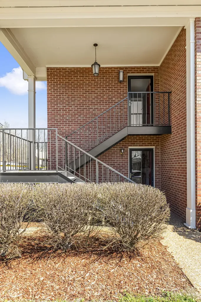 312 Westfield Drive Nashville TN 37221