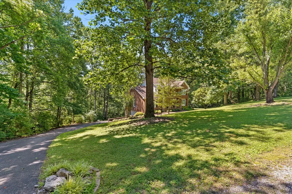 494 Deer Ridge Lane Nashville TN 37221