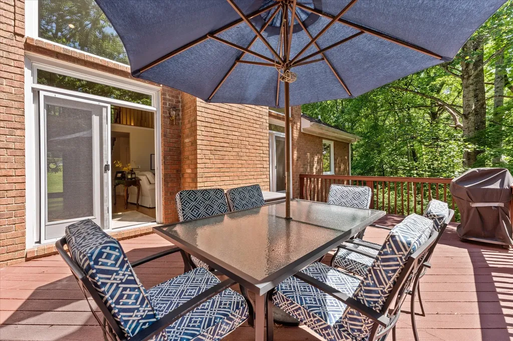 494 Deer Ridge Lane Nashville TN 37221