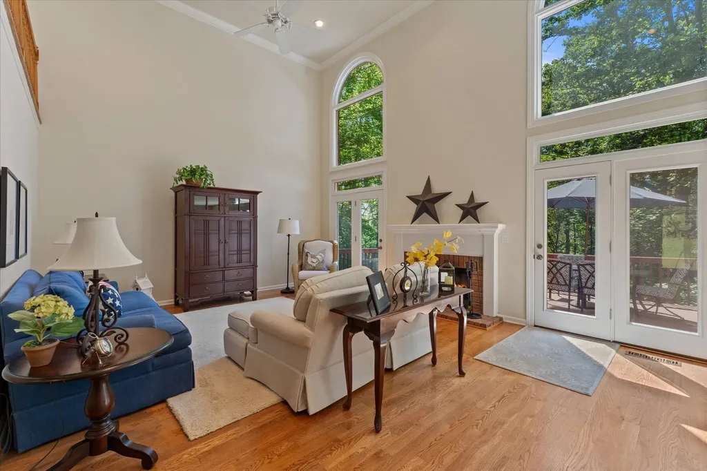 494 Deer Ridge Lane Nashville TN 37221