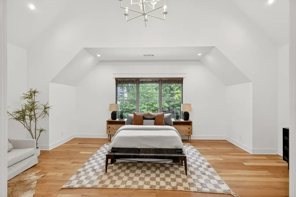 4416A Lealand Lane Nashville TN 37204