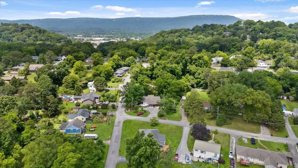 3423 Missionaire Avenue Chattanooga TN 37412