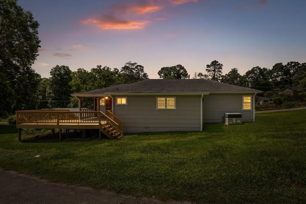 3423 Missionaire Avenue Chattanooga TN 37412