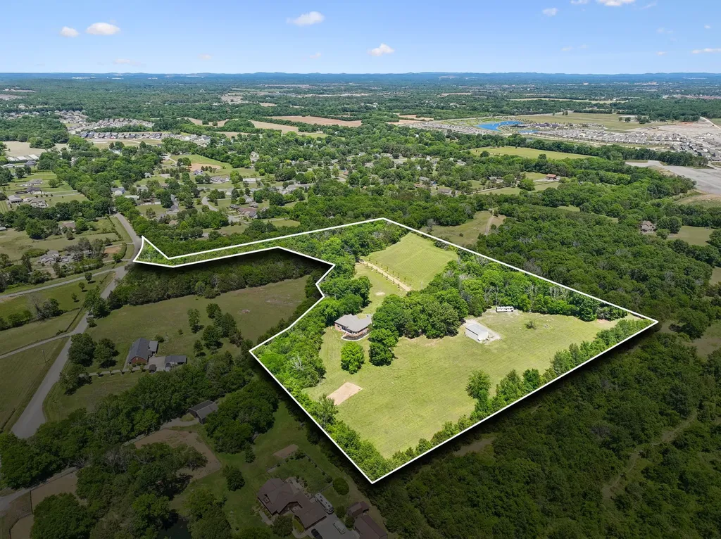 250 Bonwood Drive Murfreesboro TN 37128