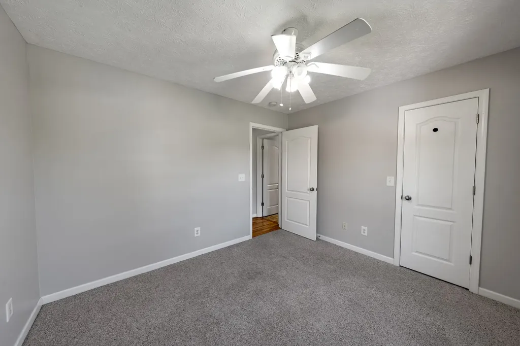 491 White Road Portland TN 37148