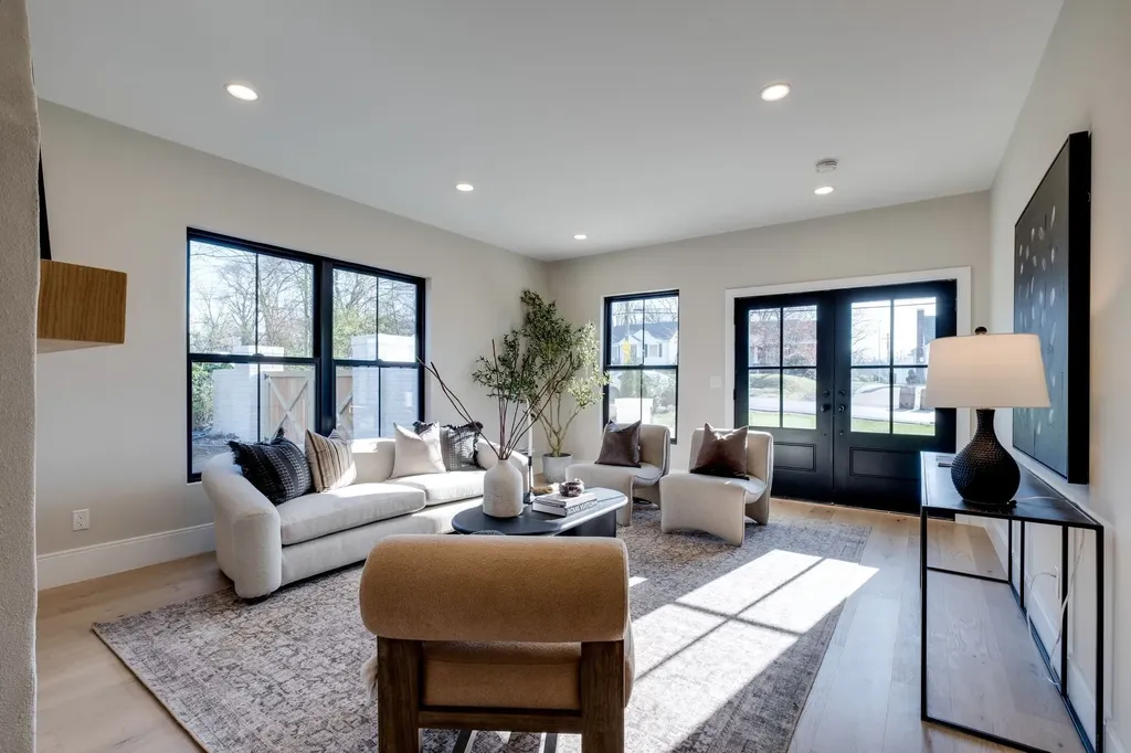 1312 Montgomery Avenue Nashville TN 37207