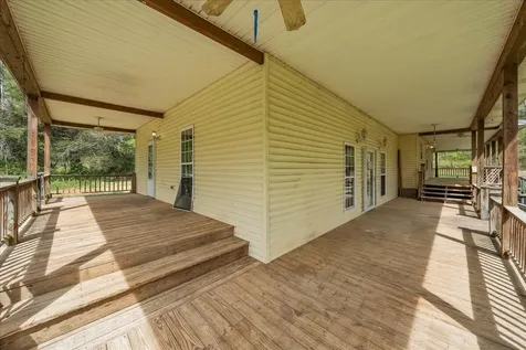 360 Dixon Cove Road Sequatchie TN 37374