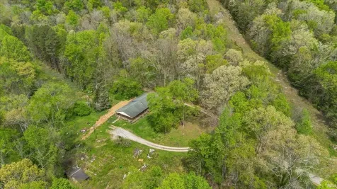 360 Dixon Cove Road Sequatchie TN 37374