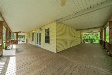 360 Dixon Cove Road Sequatchie TN 37374