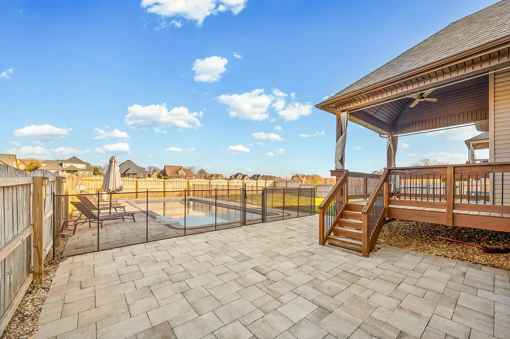 1517 Green Grove Way Clarksville TN 37043