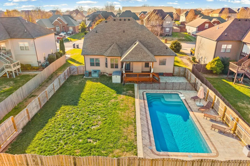 1517 Green Grove Way Clarksville TN 37043