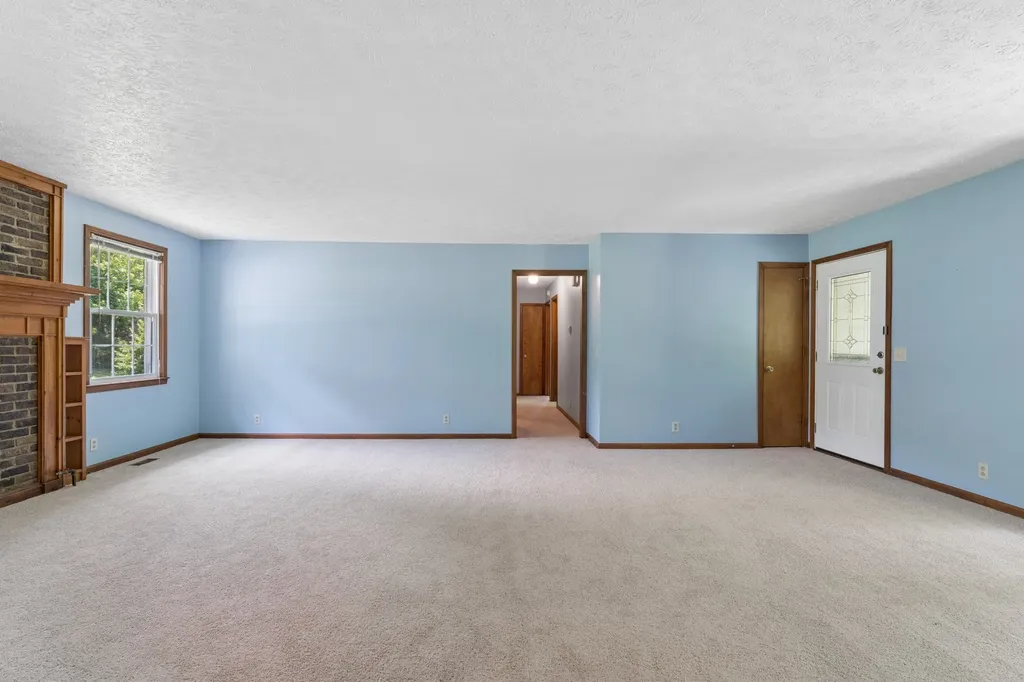 8904 Pinewood Road Lyles TN 37098