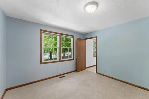 8904 Pinewood Road Lyles TN 37098