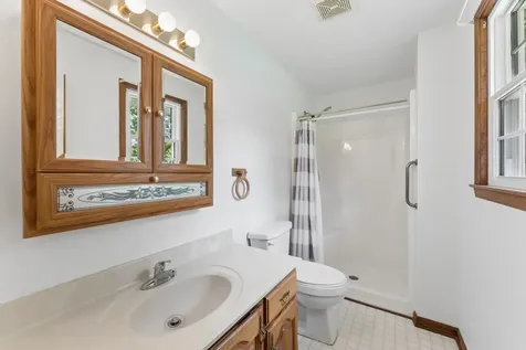 8904 Pinewood Road Lyles TN 37098