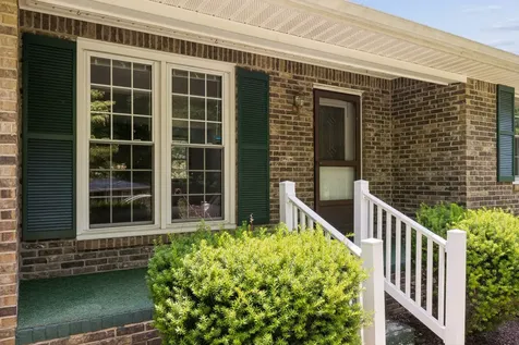 8904 Pinewood Road Lyles TN 37098