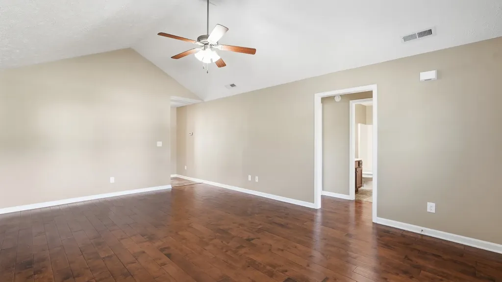 2320 Auldridge Drive Christiana TN 37037