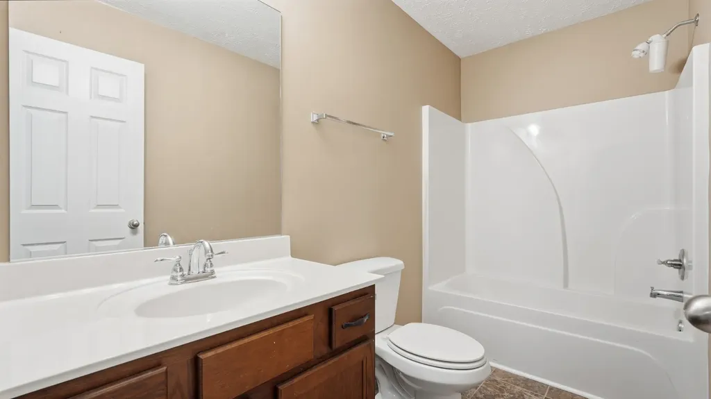 2320 Auldridge Drive Christiana TN 37037