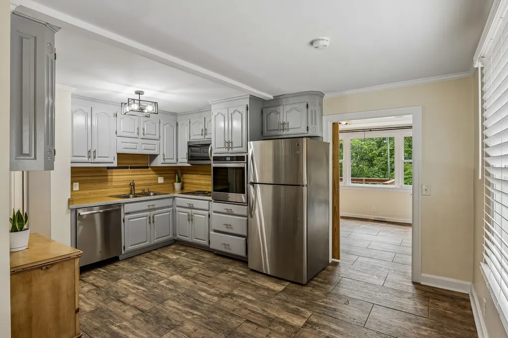 219 Morton Avenue Nashville TN 37211