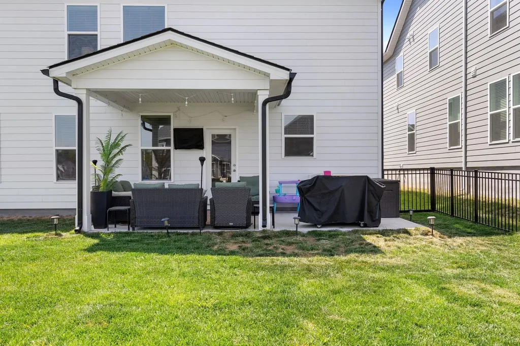 1003 Lionheart Drive Hermitage TN 37076