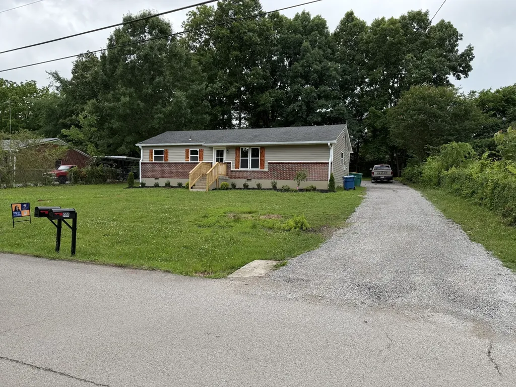 666 Jackson Avenue Lewisburg TN 37091
