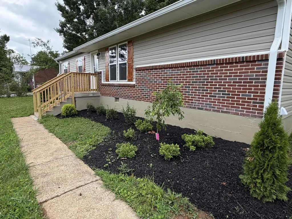 666 Jackson Avenue Lewisburg TN 37091
