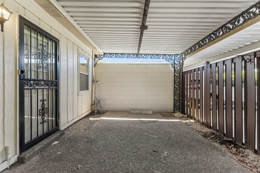 961 Todd Preis Drive Nashville TN 37221