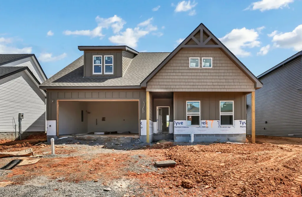 2733 Brewster Drive Clarksville TN 37042