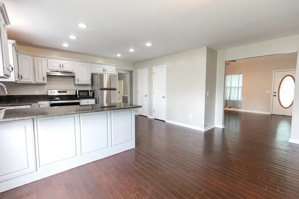 443 Clearview Road Cottontown TN 37048