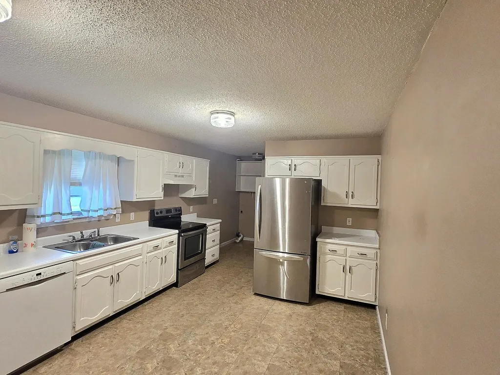1592 Old Stage Road Spring City TN 37381