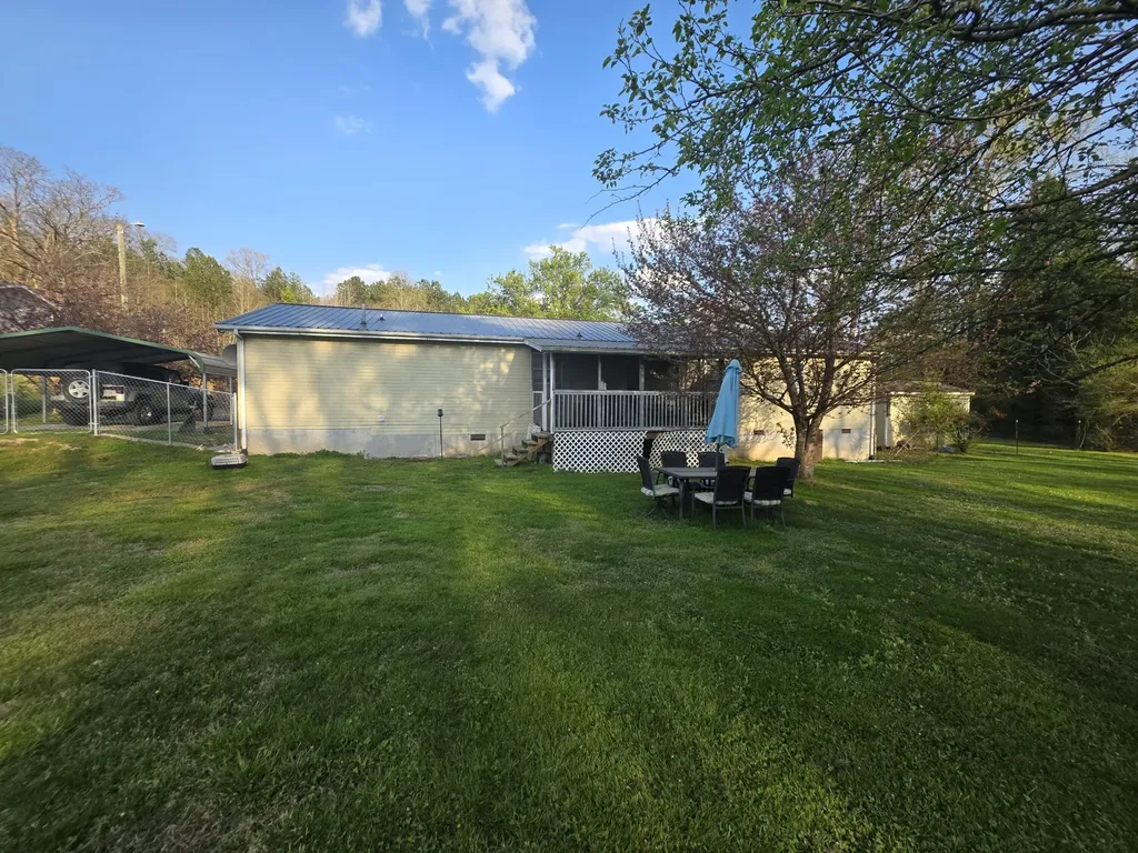 1592 Old Stage Road Spring City TN 37381