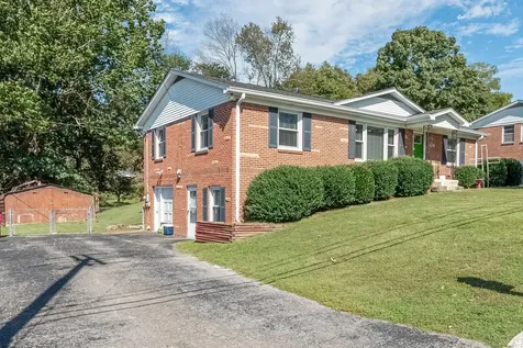 128 Jefferson Ave, W Carthage TN 37030